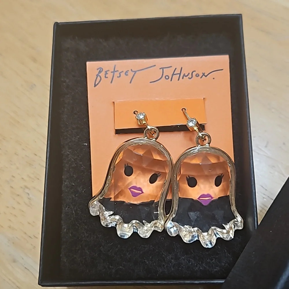 Betsey Johnson Ghost earrings - Picture 4 of 4